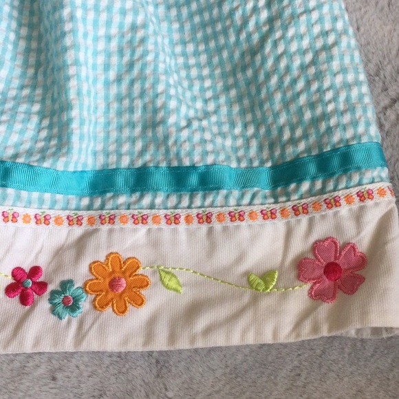 Adorable girls dress - Picture 3 of 6